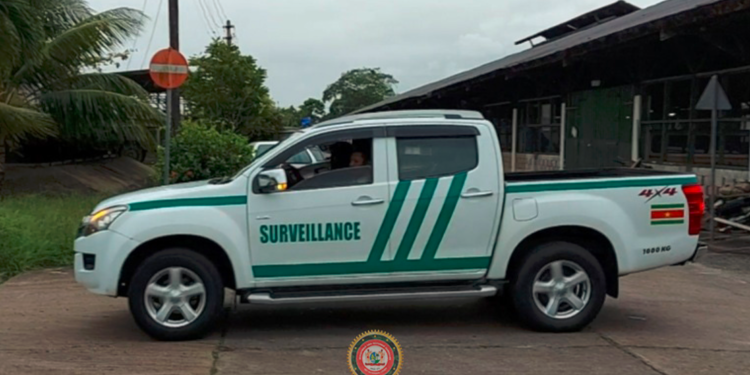 Verhoogde surveillance door militairen in Paramaribo Wanica Commewijne en Para1