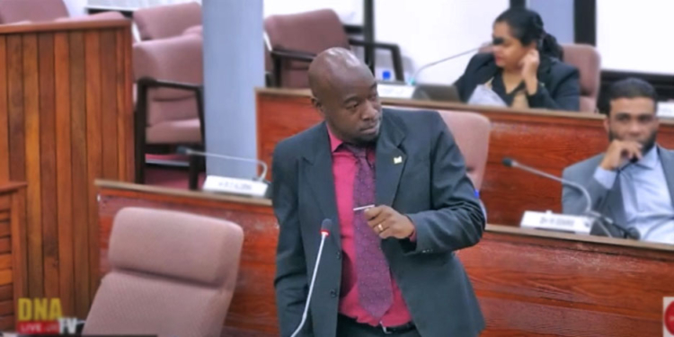 VHP-parlementariër Cedric van Samson. Beeld: DNA