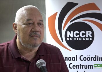 232 Het Nationaal Coördinatie Centrum voor Rampenbeheersing (NCCR) geeft in een update aan dat het Openbaar Ministerie zich nu zal bezig houden met het opsporen van de dader, die de oliespil heeft veroorzaakt.