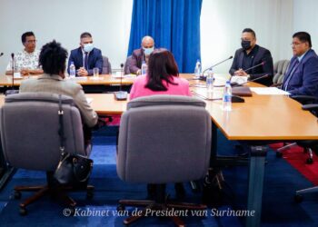 273538227 497771101714758 3346967389063357552 n De commissie 'Brede Welzijn voor de Mens met een Beperking'  is op 7 februari door president Chandrikapersad Santokhi, geïnstalleerd. Deze commissie is belast met het aanpassen van de wetgeving die betrekking heeft op mensen met een beperking. De aanpassing moet zodanig zijn, dat Suriname in lijn is met de regelgeving van het VN-verdrag over rechten van personen met een beperking, die ons land ook heeft getekend.