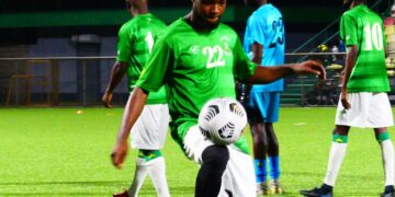 Ivenzo Comvalius geeft de moed niet op