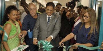 321483269 532378855528665 4956568087107851258 n Het Academisch Ziekenhuis Paramaribo (AZP) probeert zijn zorgverlening zoveel als mogelijk te optimaliseren en professionaliseren.