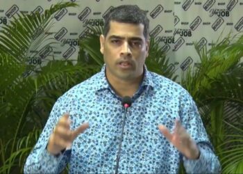 Adhin2 Assembleelid Ashwin Adhin van de Nationale Democratische Partij (NDP) heeft in zijn toespraak in De Nationale Assemblee gesteld dat de vermoedelijke fraude bij de Centrale Bank van Suriname (CBvS), waarbij meer dan SRD 40 miljoen is ontvreemd, gefaciliteerd is. De gewezen vicepresident stelt dat minister Armand Achaibersing van Financiën en Planning verwijtbaar blijft voor wat zich heeft voltrokken.