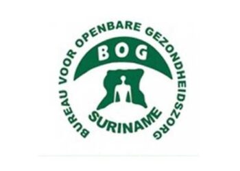 BOG 1 1024x512 1 1 Het Bureau voor Openbare Gezondheidszorg (BOG) beschikt nog steeds niet over gele koorts vaccins. “De bestelling is al enkele maanden terug gedaan, maar de lading is nog niet binnen”, zegt BOG-directeur Radjesh Ori.
