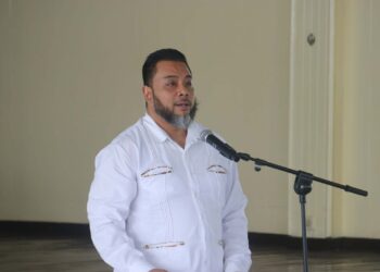 BiZa 01 Minister Bronto Somohardjo van Binnenlandse Zaken (BiZa), was ingenomen met dit initiatief van de Surinaamse diaspora met een Javaanse achtergrond. Volgens hem kan welvaart en welzijn voor iedereen bereikt worden bij een goede samenwerking tussen de publieke en private sector, waarbij samenbundeling essentieel is.