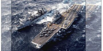 Braziliaans oorlogschepen Brazilië heeft een buiten gebruik gesteld vliegdekschip tot zinken gebracht in de Atlantische Oceaan, ondanks bezorgdheid van milieugroeperingen dat het verouderde oorlogsschip vol zat met giftige materialen. “Het geplande en gecontroleerde zinken vond vrijdag laat in de middag plaats zo'n 350 km voor de Braziliaanse kust in de Atlantische Oceaan, in een gebied met een geschatte diepte van 5.000 meter”, aldus een verklaring van de Braziliaanse Marine.