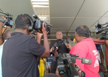 Brunswijk ABS Vicepresident (vp) Ronnie Brunswijk heeft het personeel van het Algemeen Bureau voor de Statistiek (ABS) vandaag ontvangen op zijn kabinet en meegedeeld dat hun Collectieve Arbeidsovereenkomst (cao) behandeld zal worden.