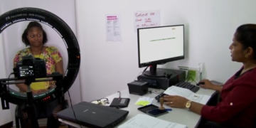 ID-booth Moengo na maanden weer volledig operationeel