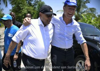 Hoog bezoek van Rutte aan Suriname of een verplicht nummer van hem: day after en illusies armer