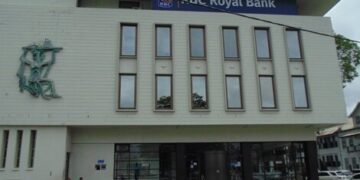 Werknemers Republic Bank leggen werk neer