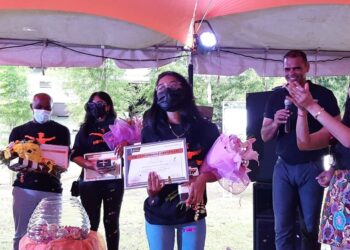 Bari wint 9e Firm Performance Scholarship