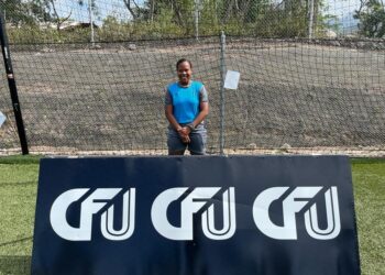 IMG 20220801 WA0003 Sefanja Hok A Hin heeft veel opgestoken tijdens haar deelname aan de Next Generation referees cursus onder auspiciën van de Caribische Voetbal Unie (CFU) van 21 tot en met 25 juli in Jamaica. “Ik heb zeven zware en intensieve dagen zowel mentaal als fysiek achter de rug”, zegt de voetbalscheidsrechter.