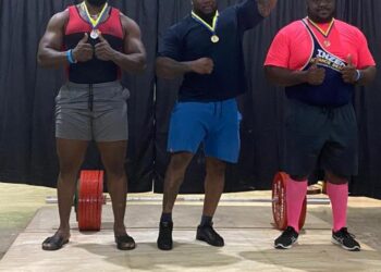 IMG 20220907 WA0011 Requel Dulder heeft  goud (powerlifting) en zilver (strongestman) bemachtigd op het Strongman evenement in Barbados. Landgenoot Wilson Balansi moest vanwege blessureleed jammer genoeg afhaken.