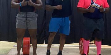 Strongman atleet Requel Dulder verovert goud en zilver in Barbados