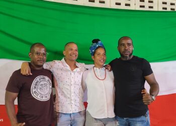 IMG 20220724 204823 1 De twee hoofdinspecteurs van politie, Raoul Hellings en Sergio Gentle, zijn op voordracht van de minister van Justitie en Politie met ingang van 15 augustus 2022 geschorst. Dat meldt de regering in een persbericht.