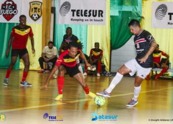 IMG 4124 1 Styx en Super Five maken op woensdag 30 november in de Amos Sporthal een aanvang met de strijd om het zaalvoetbal-landskampioenschap. Ook in de eerste- en tweede klasse wordt er ‘gevochten’ om de hoofdprijs.