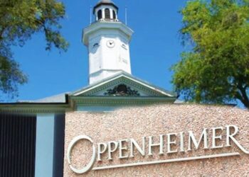 Oppenheimer dreigt schuldrente te verhogen naar 13 procent