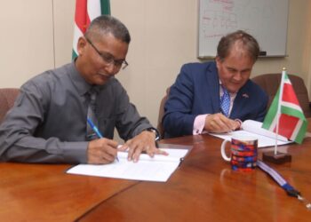 NAS 11mei2022 2 Het Ministerie van Binnenlandse zaken (Biza) zal stimuluspakketten bieden aan ambtenaren die uit overheidsdienst willen treden.