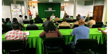 OW meeting DCs Vanwege een beperkte begroting van het ministerie van Openbare Werken (OW) voor het dienstjaar 2023, heeft minister Riad Nurmohamed de districtscommissarissen (dc’s) van alle districten uitgenodigd voor een vergadering.