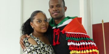 Zeegelaar, Suriname’s eerste participant aan een WK, feestelijk ontvangen