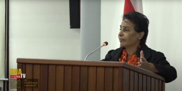 Ramdin 4 “Er zijn nu ook gevallen van dengue in Nickerie en ik vraag meer aandacht van de regering voor deze kwestie”, zei parlementariër Harriët Ramdien van de Vooruitstrevende Hervormings Partij (VHP) dinsdag in De Nationale Assemblee.