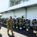 South Dakota National Guard ingenomen met hechte relatie Suriname2 scaled De samenwerking tussen de South Dakota National Guard (SDNG) van de Verenigde Staten (VS) en Suriname zal worden voortgezet. Jeffrey Marlette, generaal-majoor van SDNG blikt tevreden terug op een 15 jaar lange samenwerking tussen de twee landen. Marlette is vanuit de VS op werkbezoek in Suriname en heeft dinsdag haar opwachting gemaakt bij defensieminister Krishna Mathoera.