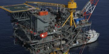 TubularBells Tribe 014 140908 P1010070 Hess Corporation, een Amerikaanse oliemaatschappij, overweegt Amerikaanse reservoirs te verlaten om zich te concentreren op Guyana en Suriname. Dit was het sentiment van Hess Corporation's CEO John Hess, die onlangs bevestigde dat het bedrijf zijn fortuin heeft zien groeien met zijn interesse in het Stabroek Block, een reservoir dat de activa basis van het bedrijf heeft laten groeien.