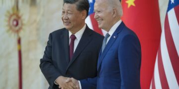 Eerste persoonlijke ontmoeting Biden en Jinping sinds Covid-19 pandemie