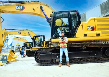 ULP9887 Eersteklasse operator Aksay Sadhoe vertrekt volgende week maandag naar Brazilië voor deelname aan de CAT Global Operator Challenge 2022-2023. Laatstgenoemde evenement betreft het regionaal toernooi voor de winnaars van Zuid-Amerika.