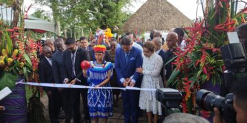 WhatsApp Image 2022 06 27 at 9.15.17 PM Suriname staat klaar om zaken te doen met investeerders in de olie- en gasindustrie, zegt de minister van Buitenlandse Zaken, International Business en Internationale Samenwerking (BIBIS), Albert Ramdin, tijdens de opening van de Suriname Oil en gas Summit maandag 27 juni.