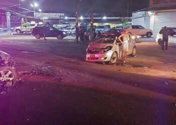 WhatsApp Image 2022 07 30 at 12.45.09 AM 1 Het Public Relationsteam onder leiding van onderinspecteur van politie Milton Bisschop heeft in de nacht van vrijdag 29 juli tussen 21.00 en 00.30 uur verschillende buurten aangedaan.