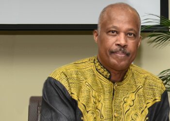 WhatsApp Image 2022 12 22 at 1.35.57 PM 1 1 Voorzitter van de Guyana Reparations Commission, Eric Phillips, heeft zijn irritatie en verslagenheid geuit over het feit dat Guyana niet is opgenomen in de verontschuldiging van Nederland.