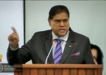 chan dna1 web 1 President Chandrikapersad Santokhi beschouwt Guyana als familie. “Als er issues zijn binnen een familie, dan worden die opgelost door met elkaar te praten en gezamenlijk te zoeken naar een oplossing.”