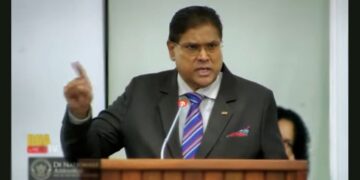 chan dna1 web 1 President Chandrikapersad Santokhi beschouwt Guyana als familie. “Als er issues zijn binnen een familie, dan worden die opgelost door met elkaar te praten en gezamenlijk te zoeken naar een oplossing.”