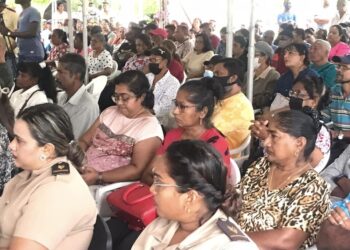 Mahinder Jogi: "Minister Vorswijk is een hardwerkende Surinaamse vrouw"
