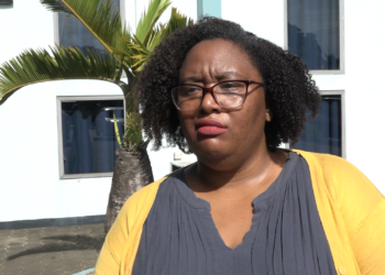 groenevelt De resultaten hiervan zijn dinsdag gepresenteerd in de ballroom van het Lalla Rookh gebouw. Het pilotproject is ondersteund door UNICEF Suriname en vier buurtorganisaties, namelijk Pontbuiten, Latour, Goede Verwachting en Nickerie. Het doel was om onder andere de effectiviteit van bewustwordingsactiviteiten voor en door buurtorganisaties te meten. In Pontbuiten is er samengewerkt met de Buurtorganisatie Pontbuiten en Omgeving (BUPO), in Latour met STIBULA, te Goede Verwachting met A Jaw De en in Nickerie met Stichting Sari.