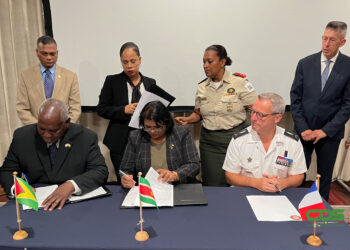 image000012 Defensieminister Krishnakoemarie Mathoera zegt dat informatie-uitwisseling de sleutel is tot een sterke samenwerking binnen de Guiana shield.