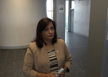 Minister Kuldipsingh voert andersoortig beleid op departement