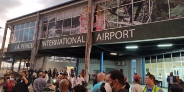 Delegatie Royal Schiphol Group heeft onderhoud met regeringsdelegatie