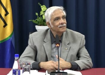 money laundring 2 Suriname scoort laag in het evaluatierapport van de Surinames Mutual Evaluation Report (MER) van de Caribbean Financial Action Task Force (CFATF). Volgens Gangadien Algoe van de Nationale Anti-Money Laundering Commissie (NAMLAC) is dit geen goed geluid. Suriname zal hierom hard moeten werken aan actiepunten die zijn meegenomen in voorstellen van de commissie om een betere internationaal imago te verwerven.