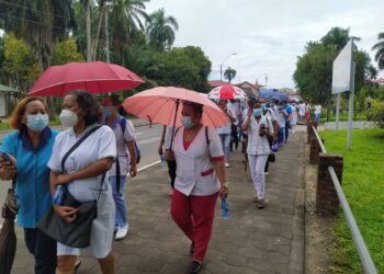 petitie brunswijk 2 Enkele afdelingen van het Diakonessenhuis zullen voor onbepaald tijd niet kunnen draaien, vanwege een crisissituatie die ontstaan is door voornamelijk uitval van personeel op de afdelingen Operatiekamer, Verloskamer en de behandelunit.