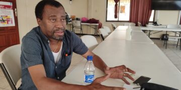 robby berenstein C-47-voorzitter Robby Berenstein reageert emotioneel op het onverwachte overlijden van oud-president Chan Santokhi en benadrukt het belang van rouw en waardig afscheid ....