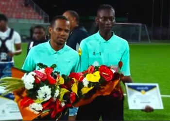 svb scheidsrechters “Er is een tekort aan voetbalscheidsrechters in Suriname”, zegt Head of Referee bij de Surinaamse Voetbal Bond (SVB) Robert Obergh. Alleen in Paramaribo zijn er 60 serieuze referees nodig.