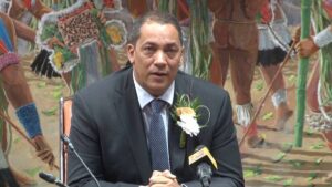 van trikt cbvs suriname 2 2 Advocaat Irvin Kanhai zegt dat het Openbaar Ministerie (OM) het vonnis in de strafzaak rond ex-CBvS-governor Robert van Trikt officieel heeft betekend. Van Trikt is per brief verzocht zich te melden bij de penitentiaire inrichting, terwijl overleg over de uitvoering doorloopt.