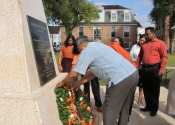 Herdenking 106e geboortedag mr. Jagernath Lachmon