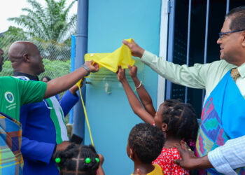 001NwLombe Suriname heeft zich gecommitteerd aan Sustainable Development Goal 6, wat inhoudt dat eenieder recht heeft op de toegang tot schoon en veilig drinkwater.