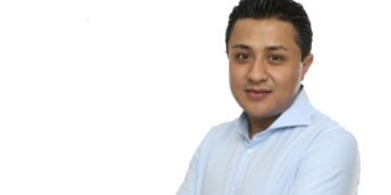 0303584JulioBhikharie Ook Suriname zal de impact voelen van de verhoogde geopolitieke spanningen tussen Oekraïne en Rusland. Voor N.V. Meelmaatschappij de Molen is het onvermijdelijk dat prijzen van basisvoedingsmiddelen, met name meel en brood, ook zullen stijgen als gevolg van de recente ontwikkelingen.