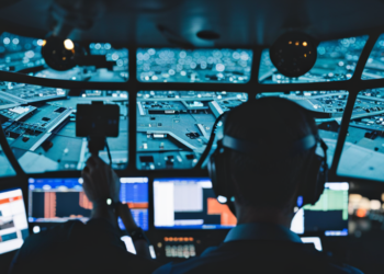 Jubithana hekelt niet onderbouwde uitspraken over luchtverkeer situatie