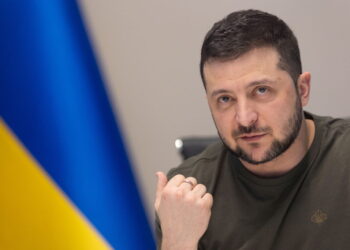 2022 03 27T184044Z 1864456165 RC21BT9IRDT3 RTRMADP 3 UKRAINE CRISIS ZELENSKIY RUSSIA MEDIA 1024x683 1 2 De Oekraïense president Volodymyr Zelensky heeft voor het eerst openbaar gemaakt dat er sinds het begin van de oorlog 31.000 Oekraïense militairen zijn gesneuveld.