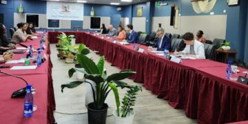 2024.01.30 BIBIS DAC 03 Gemengde Werkgroep SU NL 1 Op dinsdag 30 januari 2024 heeft de 11de Gemengde Werkgroepsvergadering tussen Suriname en Nederland over de terugname van Wederzijdse Onderdanen plaatsgevonden op het Ministerie van Buitenlandse Zaken, International Business en Internationale Samenwerking (BIBIS).